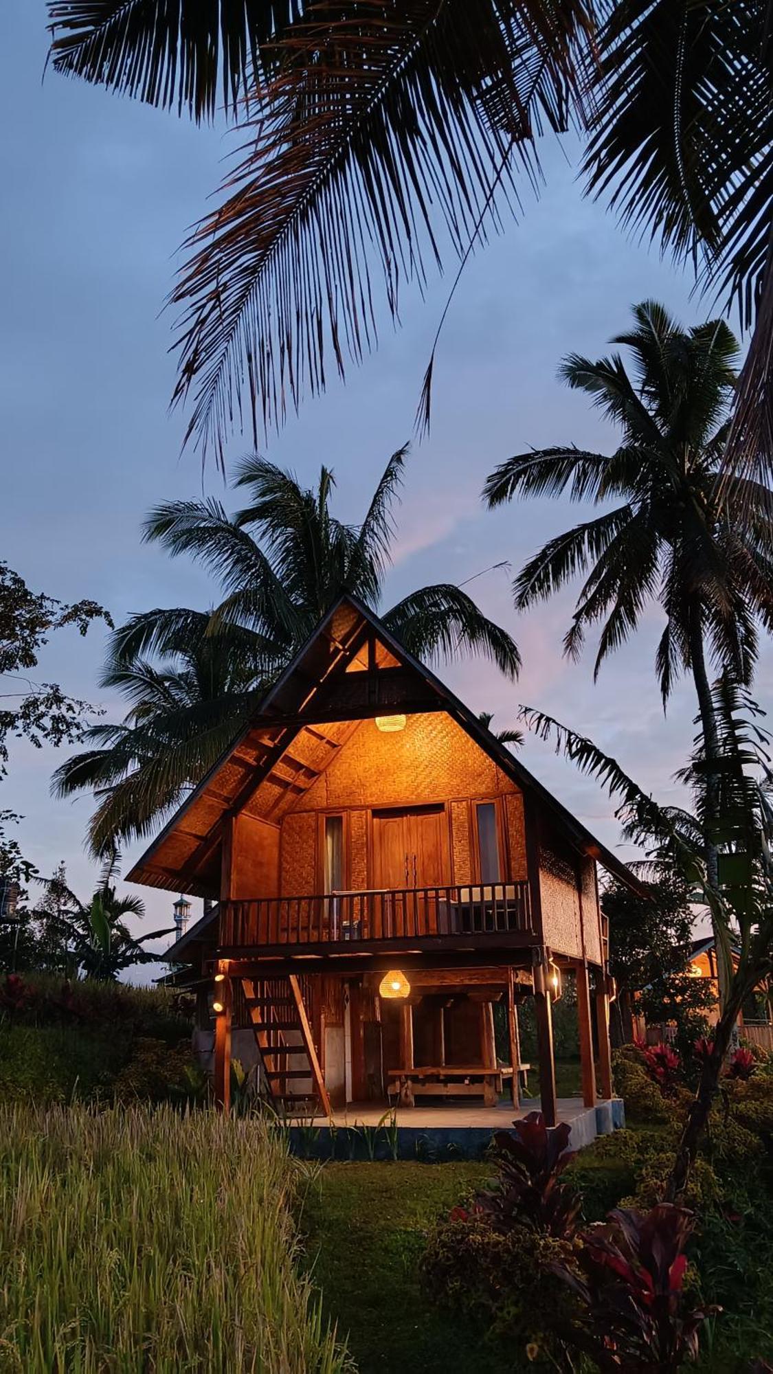 Dewi Rinjani Homestay 特特巴图 外观 照片