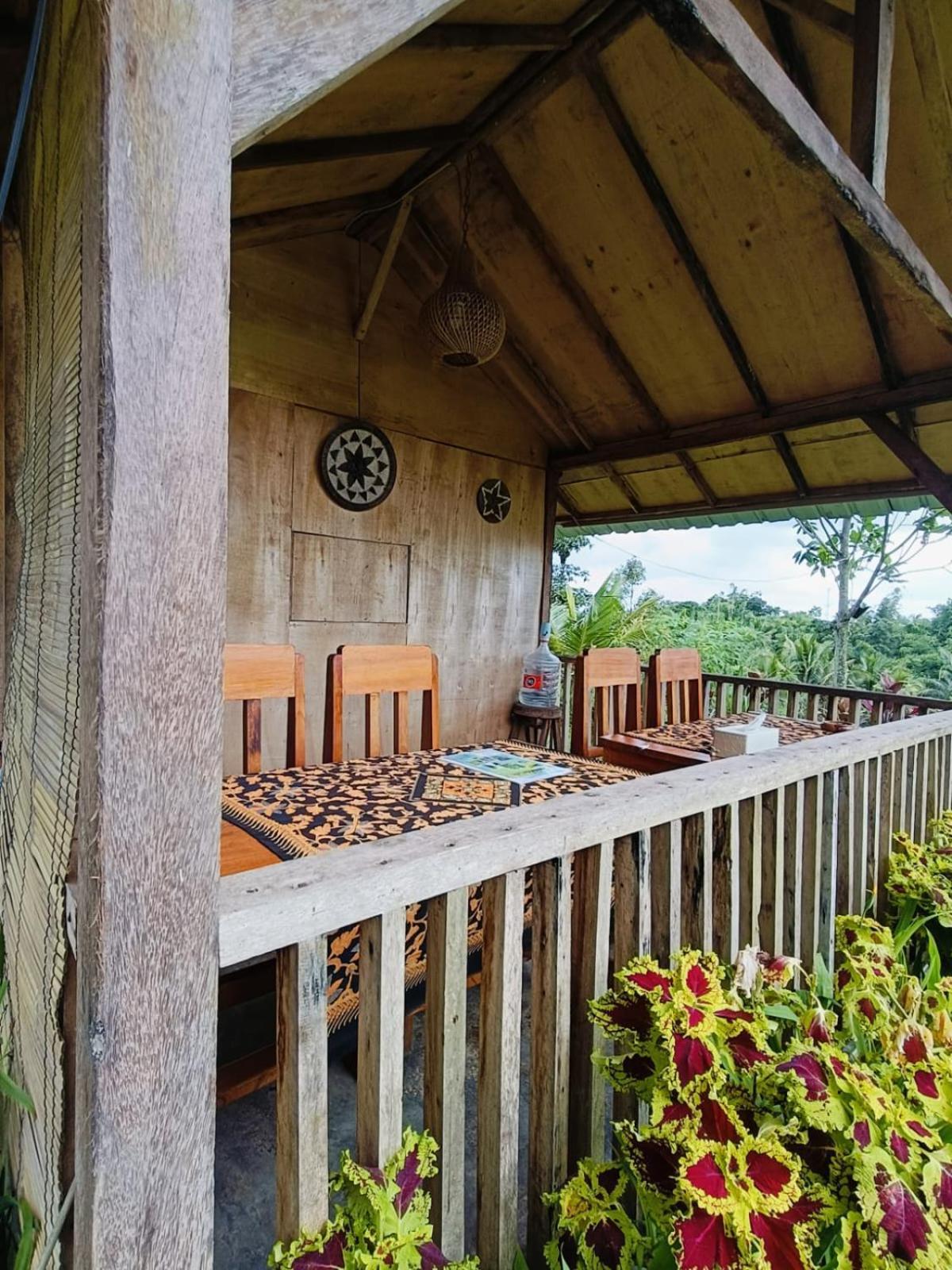 Dewi Rinjani Homestay 特特巴图 外观 照片