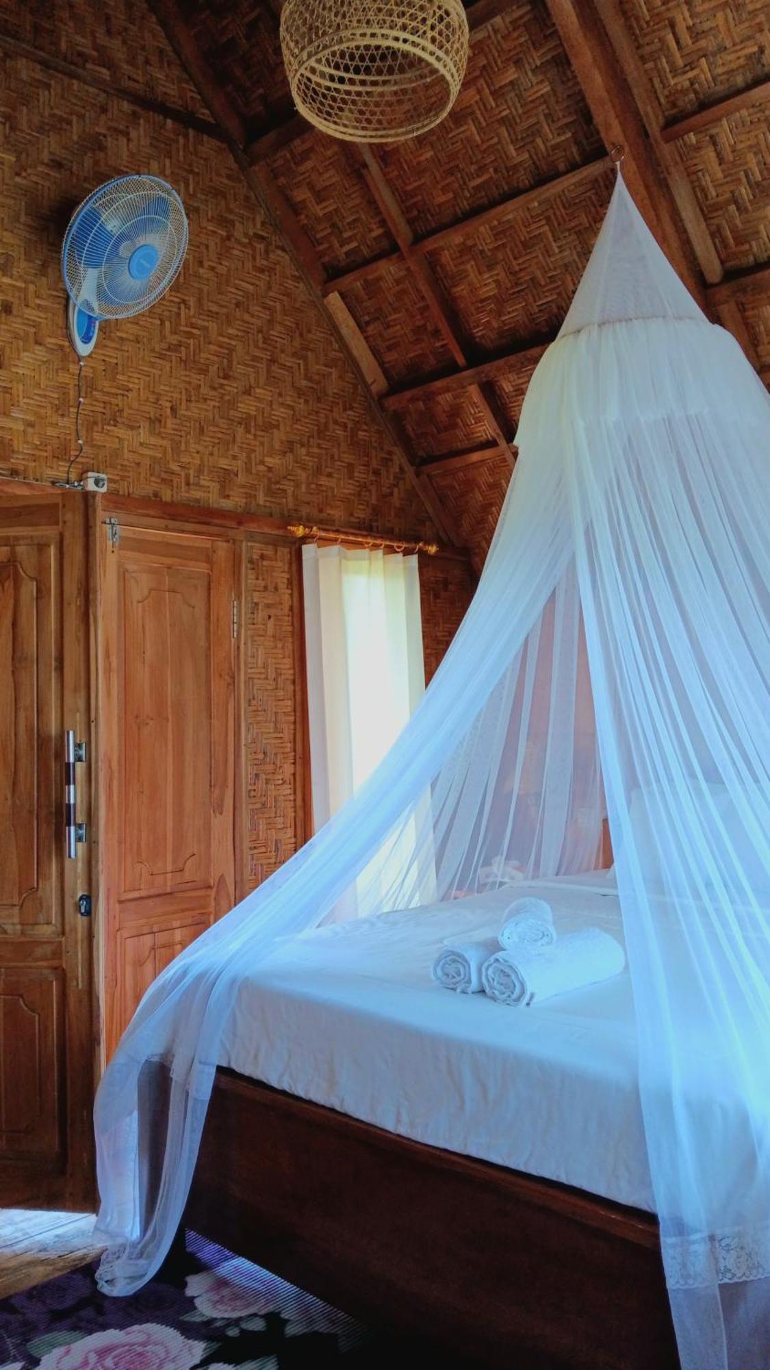 Dewi Rinjani Homestay 特特巴图 外观 照片